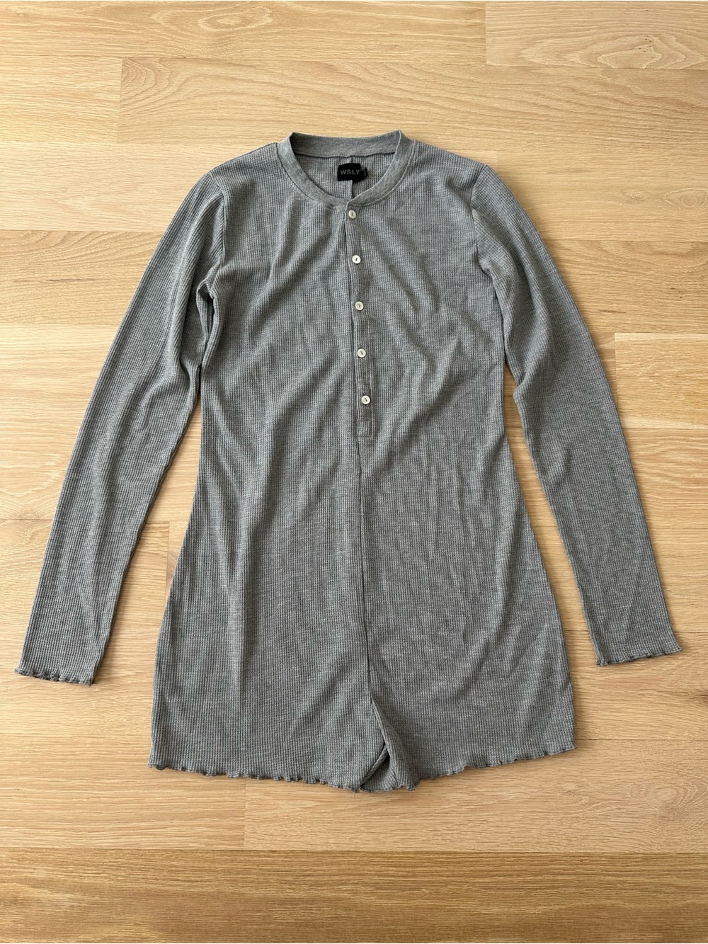 WSLY - GREY ROMPER - SIZE MEDIUM